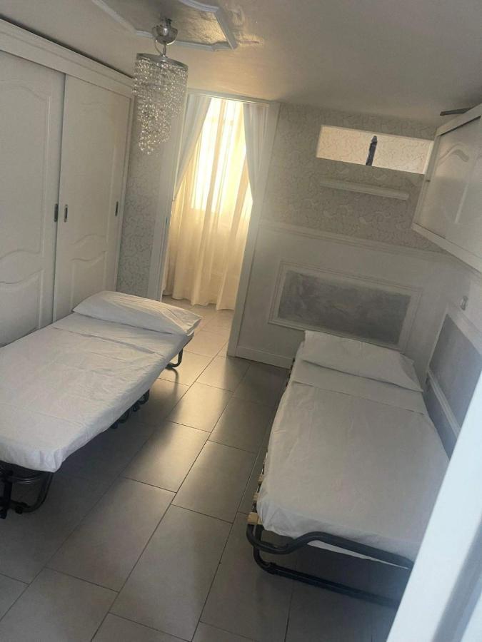 נאפולי Casa Vacanza Melissa מראה חיצוני תמונה